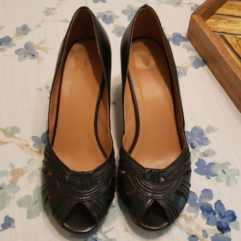 Frye Peep Toe Heels Black 8.5